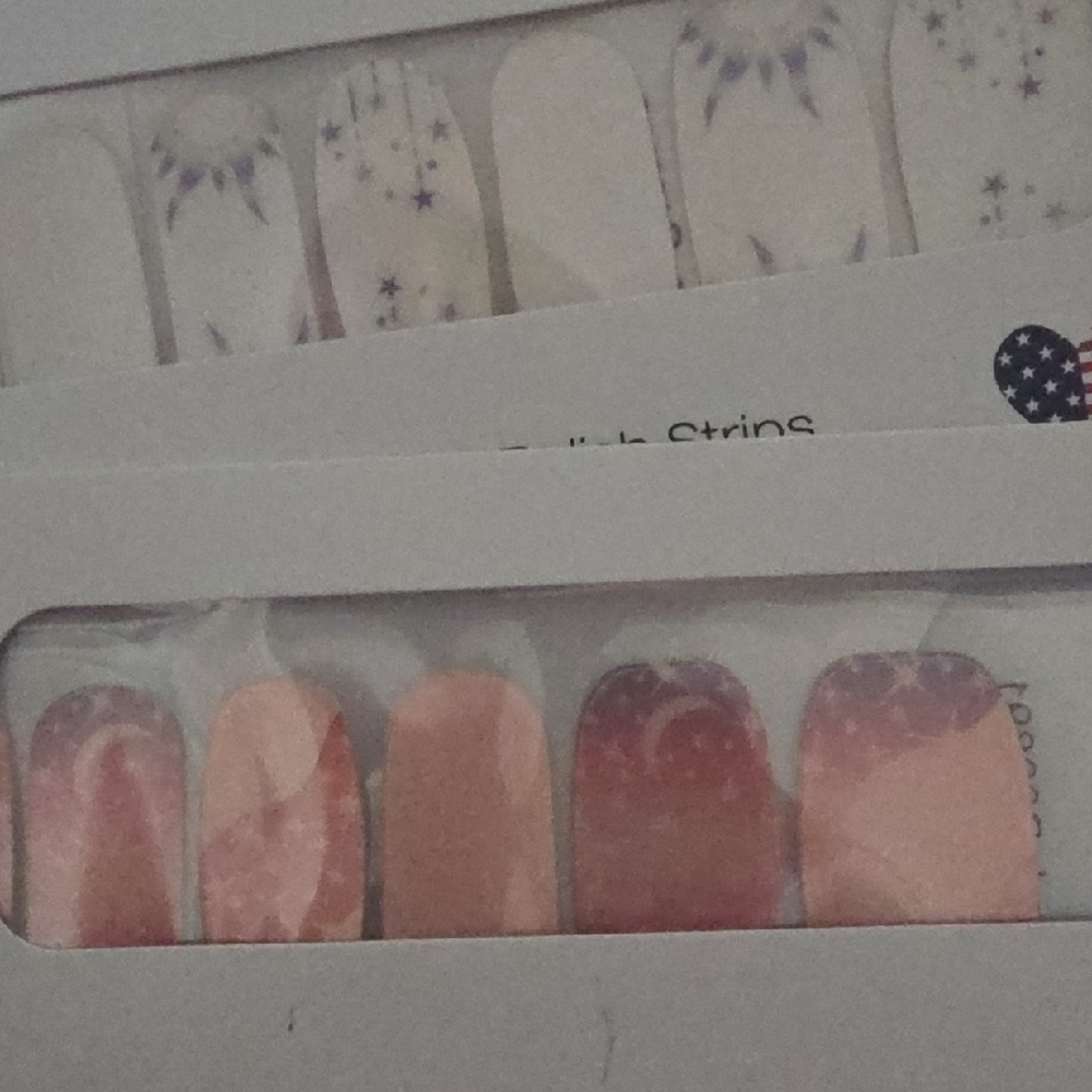 Color Street Peach Ombre Nail Strips with Purple Star Accent